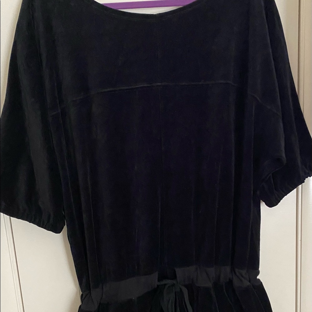 Black velvet tunic XL